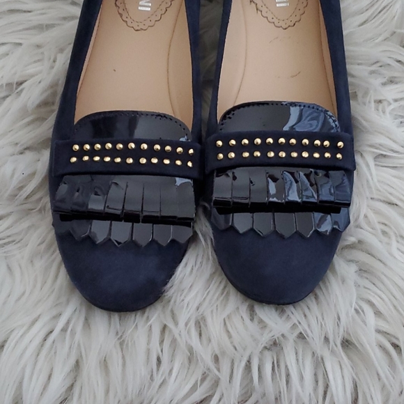 Shoes - Picture 4 of 4